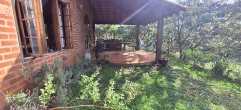 imagem 3 - Sobrado, com lareira, forno a lenha, quartos amplos e ventilados, um deles com ofurô imagem 3 - Sobrado, com lareira, forno a lenha, quartos amplos e ventilados, um deles com ofurô