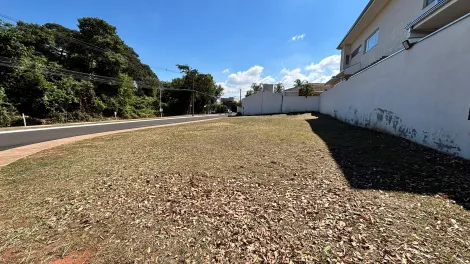 imagem 5 - Excelente  lote de  esquina - VILLAGGIO III imagem 5 - Excelente  lote de  esquina - VILLAGGIO III