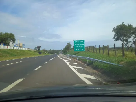 imagem 2 - OPORTUNIDADE - Chácara no Trevo Bauru/Piratininga imagem 2 - OPORTUNIDADE - Chácara no Trevo Bauru/Piratininga