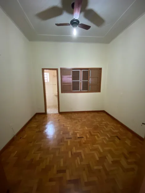 imagem 2 - Casa -3 dormitórios- 1 suíte- Centro imagem 2 - Casa -3 dormitórios- 1 suíte- Centro