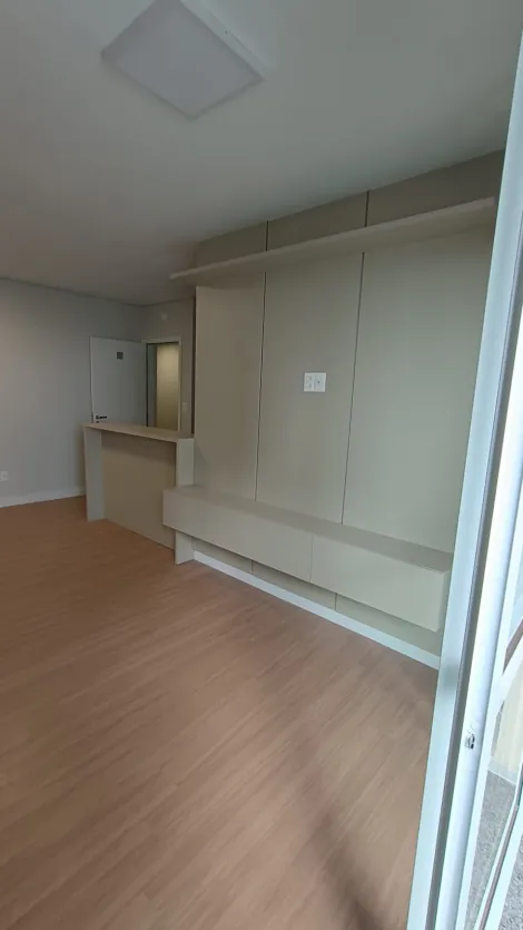 Lencois Paulista Vila Marimbondo Apartamento Locacao R$ 3.500,00 Condominio R$550,00 3 Dormitorios 2 Vagas Area construida 82.00m2