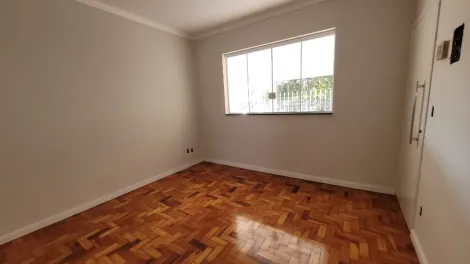imagem 3 - Excelente Residência Recém Reformada imagem 3 - Excelente Residência Recém Reformada