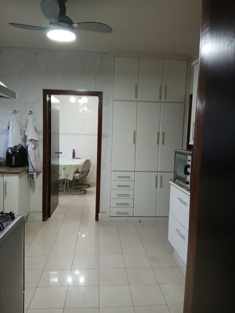 imagem 5 - Residência com elevador! Ideal para CASA DE REPOUSO / CLÍNICA MÉDICA - próxima da AV. PINHEIRO BRISOLLA! imagem 5 - Residência com elevador! Ideal para CASA DE REPOUSO / CLÍNICA MÉDICA - próxima da AV. PINHEIRO BRISOLLA!