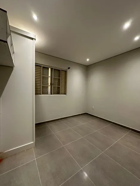 imagem 3 - LINDA CASA COM 2 DORMITÓRIOS, SALA AMPLA E GARAGEM FECHADA imagem 3 - LINDA CASA COM 2 DORMITÓRIOS, SALA AMPLA E GARAGEM FECHADA