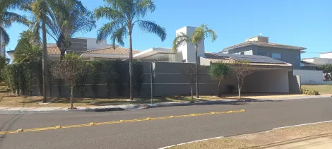 imagem 4 - Excelente Residência Diferenciada construída em dois lotes imagem 4 - Excelente Residência Diferenciada construída em dois lotes
