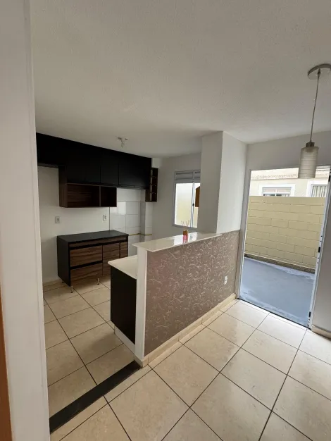 imagem 2 - Apartamento térreo com quintal - Parque Bari imagem 2 - Apartamento térreo com quintal - Parque Bari