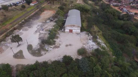 imagem 1 - Excelente Terreno para construção de Barracão imagem 1 - Excelente Terreno para construção de Barracão