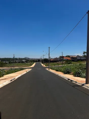 imagem 3 - Lote Comercial proximo a Avenida Nossa Senhora de Fatima imagem 3 - Lote Comercial proximo a Avenida Nossa Senhora de Fatima