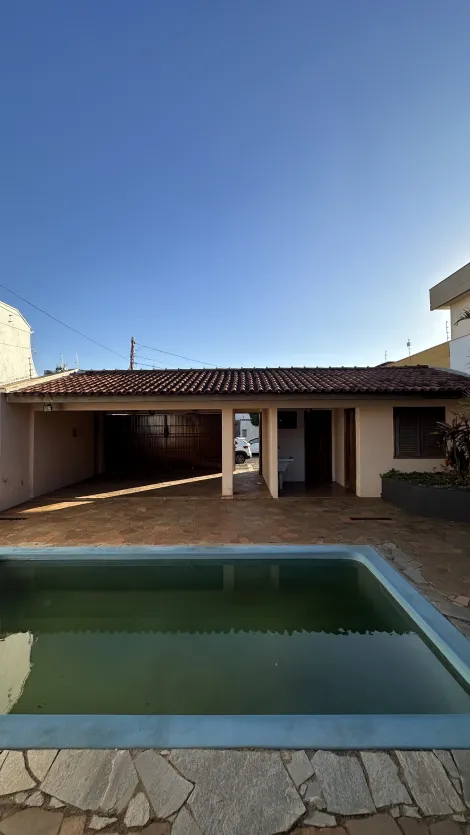 imagem 3 - CASA COM 2 DORMITÓRIOS SENDO 1 SUÍTE, EDICULA, PISCINA E ESPAÇO GOURMET. JARDIM AMÉRICA, BAURU/SP imagem 3 - CASA COM 2 DORMITÓRIOS SENDO 1 SUÍTE, EDICULA, PISCINA E ESPAÇO GOURMET. JARDIM AMÉRICA, BAURU/SP