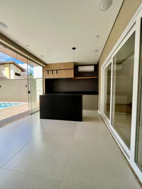 imagem 5 - Lindo sobrado no VILLAGGIO III imagem 5 - Lindo sobrado no VILLAGGIO III